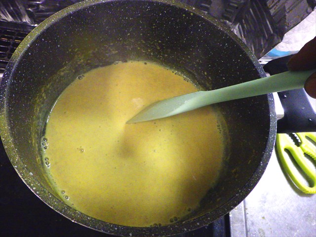 ガマの花粉を食べてみる 東京でとって食べる生活