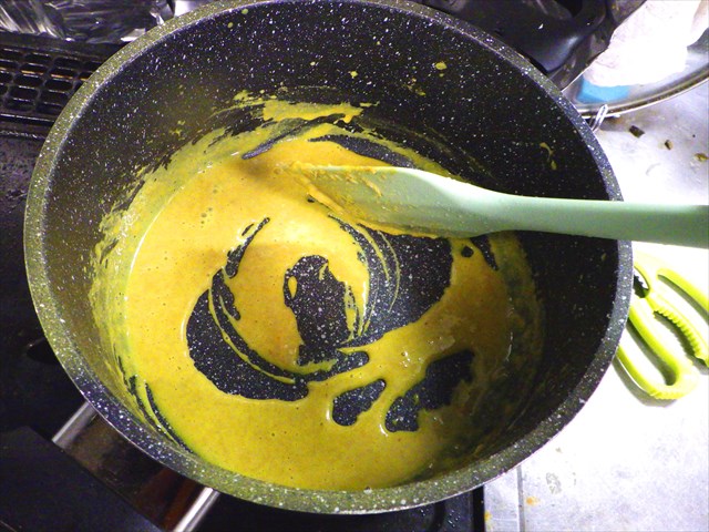 ガマの花粉を食べてみる 東京でとって食べる生活