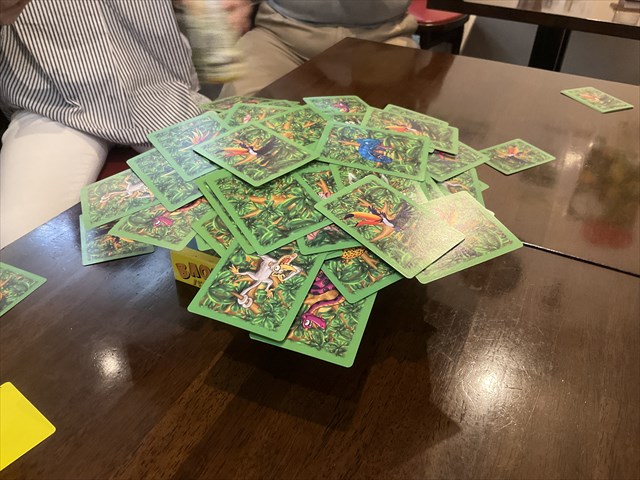 バオバブ（カードを投げるカードゲーム）
