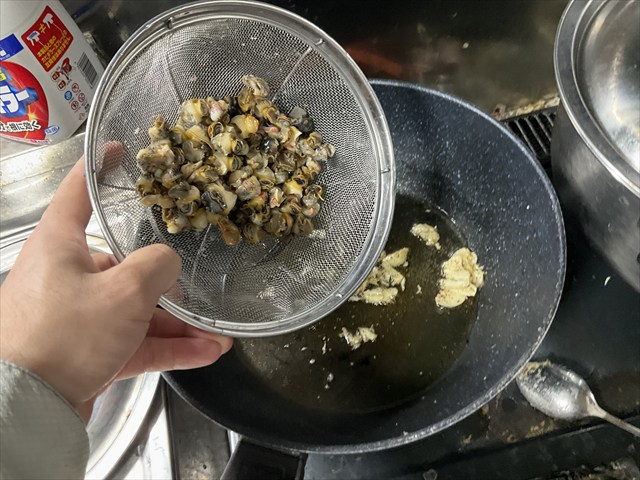 ジャンボタニシを料理する