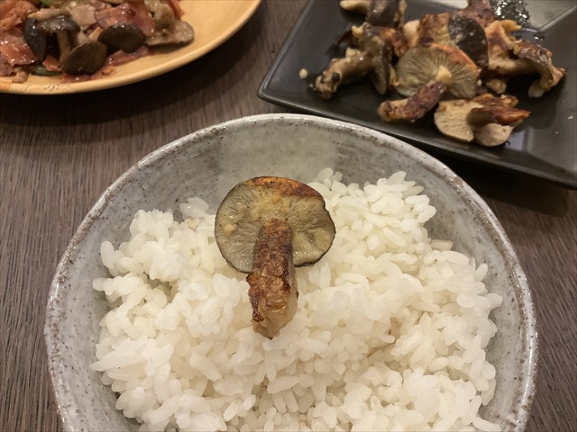 ハタケシメジを食べる