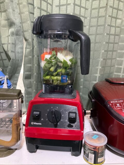 ヤマウドのポタージュを作る