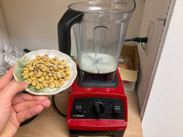 フェモ杏仁豆腐をつくる